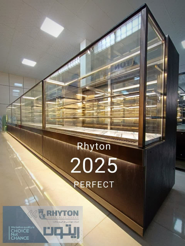 یخچالی برای نمایش شیرینی های ایرانی در بازارجهانی